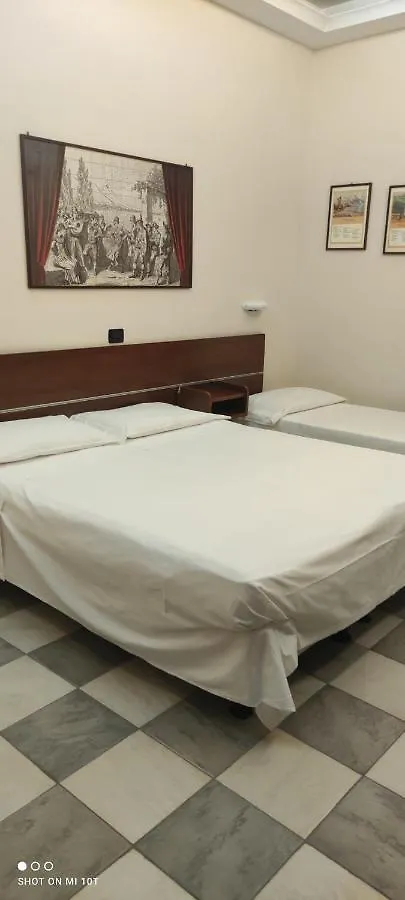 Hotel Luna Rossa Nápoly
