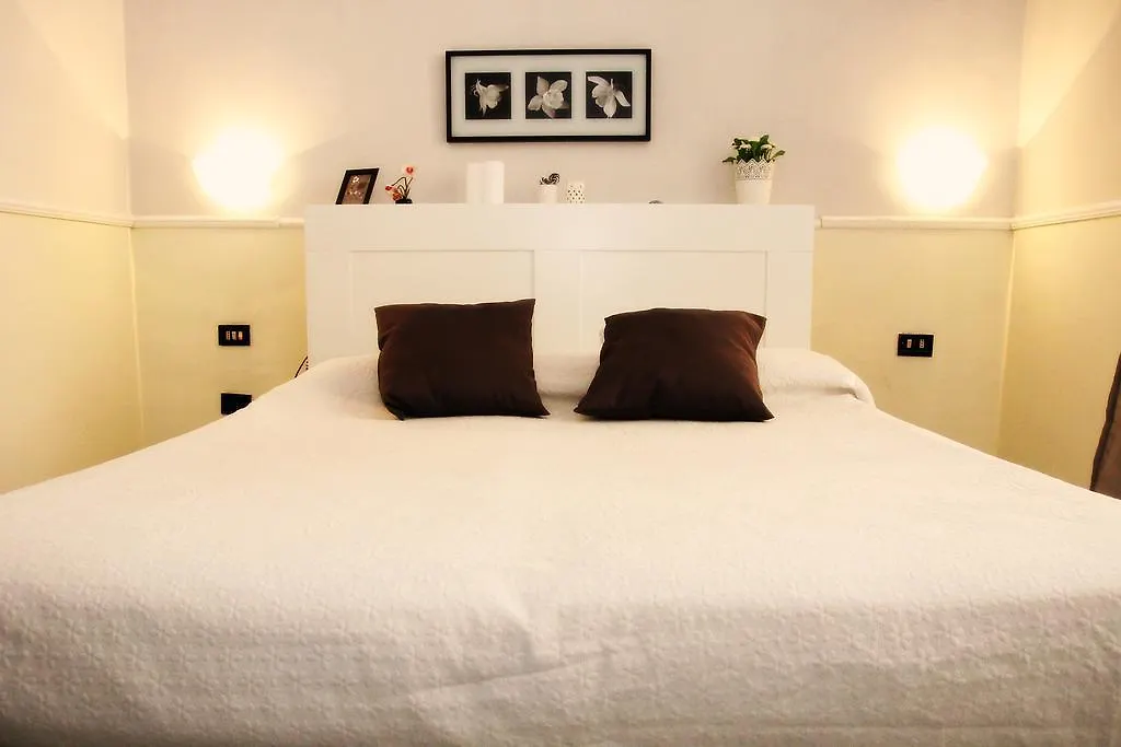 ***  Hotel Luna Rossa Nápoly Olaszország