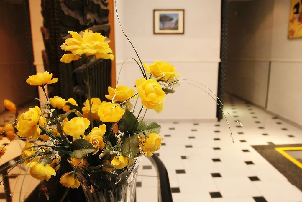 ***  Hotel Luna Rossa Naples Italy