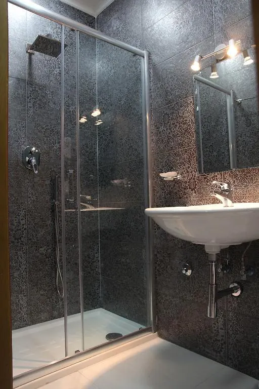 Hotel Luna Rossa Naples
